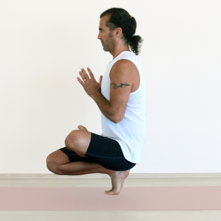 Toe Stand